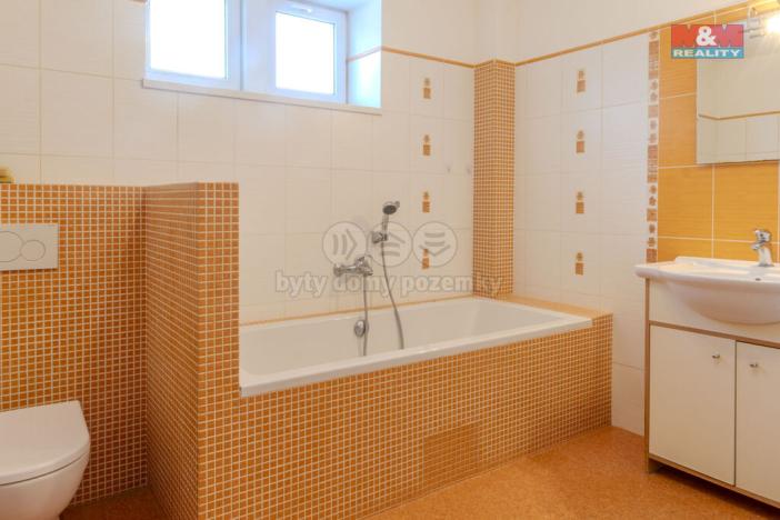 Prodej restaurace, Otrokovice, Nábřeží, 386 m2