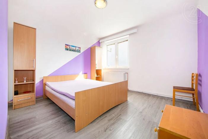 Prodej bytu 3+1, Šťáhlavy, Komenského, 63 m2