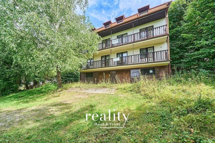 Prodej chaty, Bítov, 300 m2