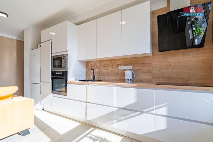 Prodej bytu 3+kk, Benešov, K Potoku, 70 m2