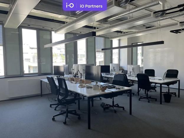 Pronájem kanceláře, Praha - Karlín, Rohanské nábřeží, 289 m2