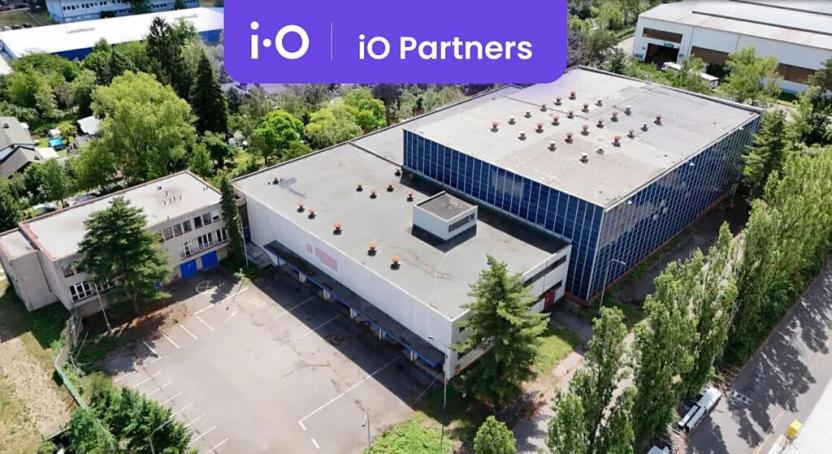 Pronájem skladu, Praha - Malešice, Tiskařská, 5010 m2