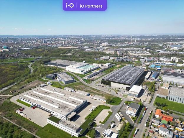 Pronájem skladu, Praha - Hostivař, K pérovně, 3000 m2