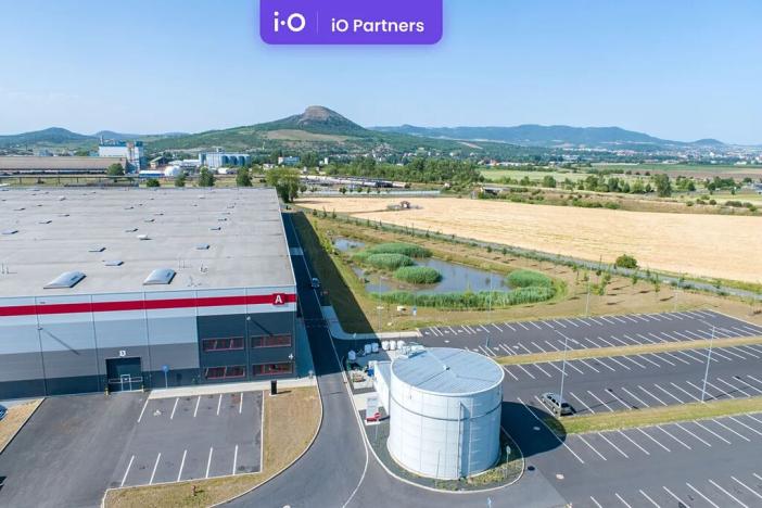 Pronájem skladu, Lovosice, Terezínská, 14562 m2