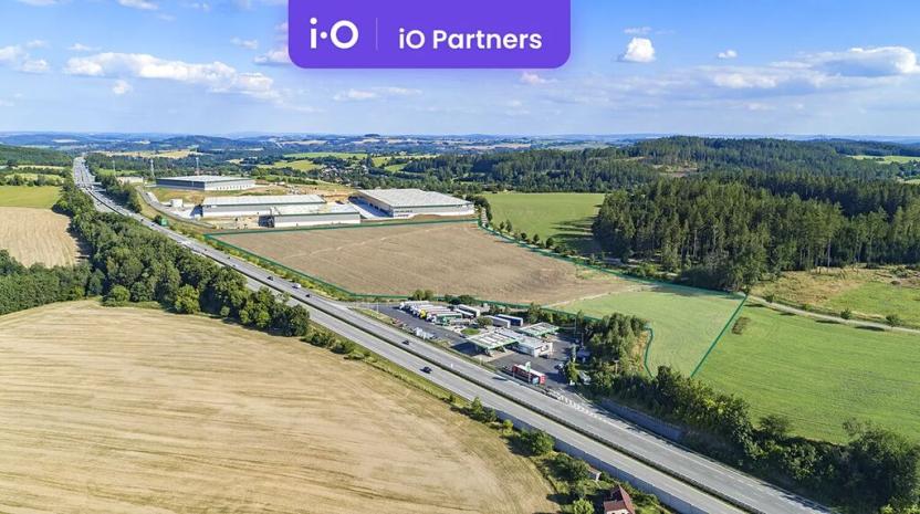 Pronájem skladu, Ostředek, 20570 m2