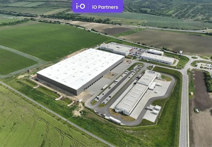 Pronájem skladu, Hustopeče, Brněnská, 23000 m2