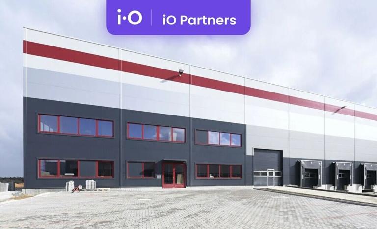 Pronájem skladu, Tlučná, Školní, 3500 m2