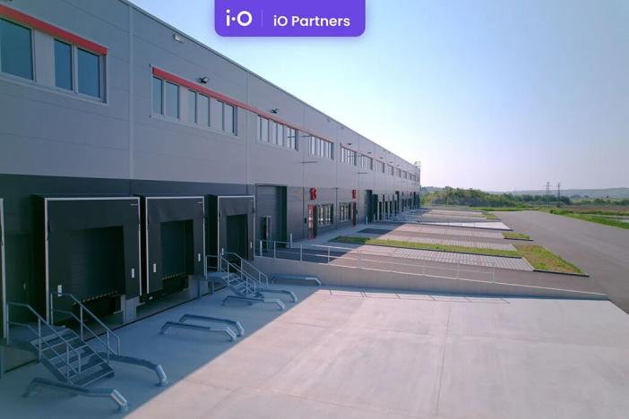 Pronájem skladu, Mikulov, Nádražní, 13850 m2