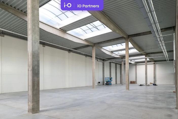 Pronájem skladu, Plzeň, Folmavská, 7632 m2