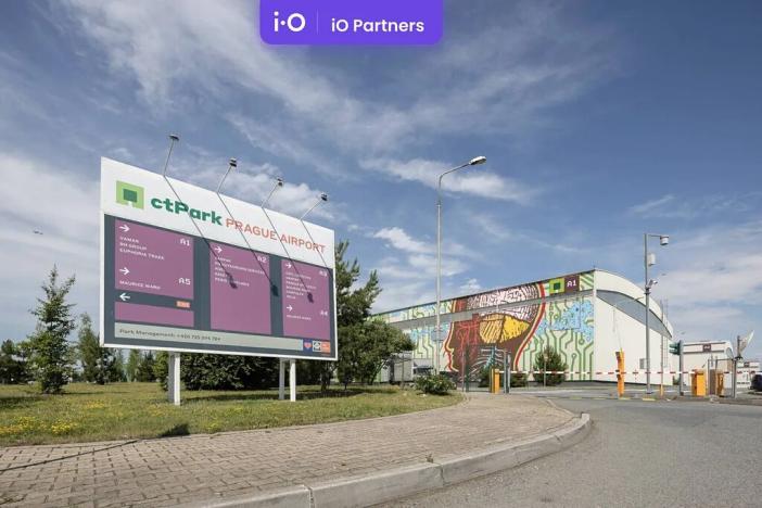 Pronájem skladu, Kněževes, U Zbrojnice, 8484 m2