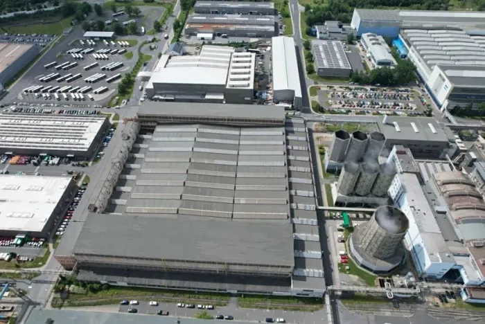 Pronájem kanceláře, Plzeň, Na Pomezí, 1300 m2