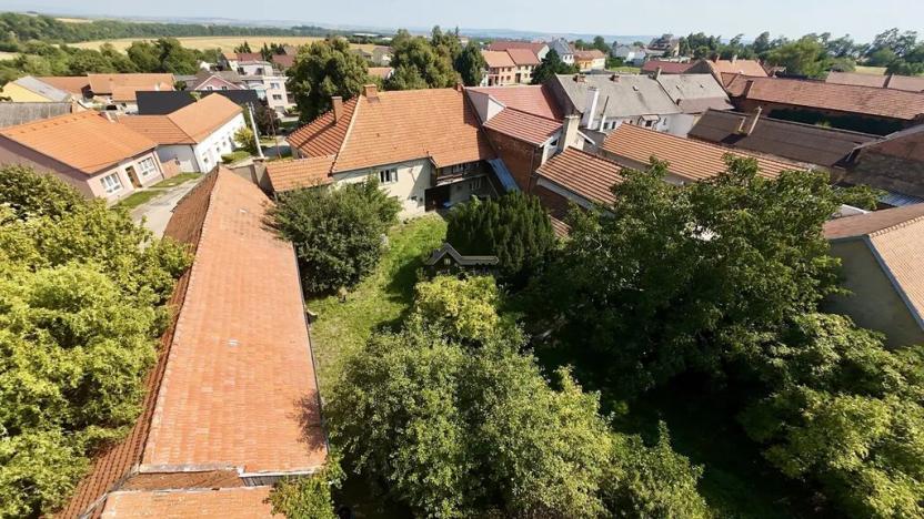 Prodej rodinného domu, Drysice, 349 m2