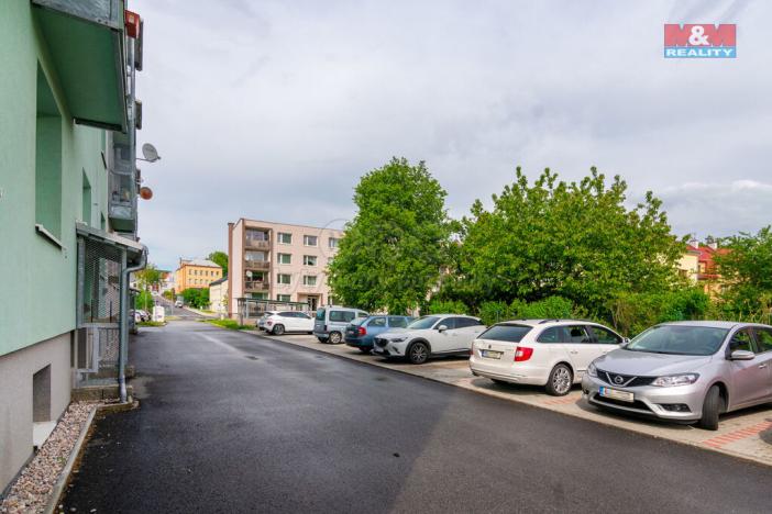 Pronájem bytu 1+1, Rychnov u Jablonce nad Nisou, nám. Míru, 35 m2