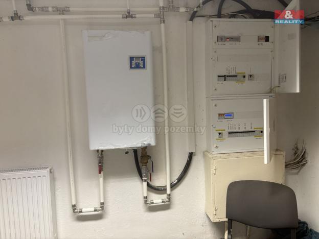 Pronájem kanceláře, Háje, 500 m2