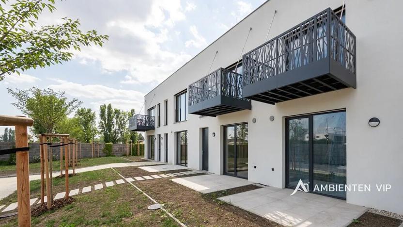 Prodej bytu 2+kk, Brno, Faměrovo náměstí, 69 m2