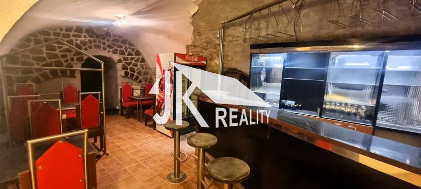 Prodej rodinného domu, Lipník nad Bečvou - Lipník nad Bečvou I-Město, náměstí T. G. Masaryka, 304 m2