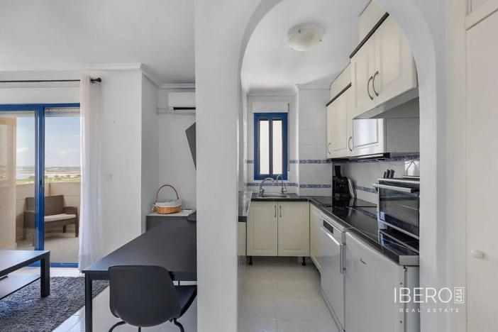 Prodej bytu 3+kk, Torrevieja, Španělsko, 45 m2