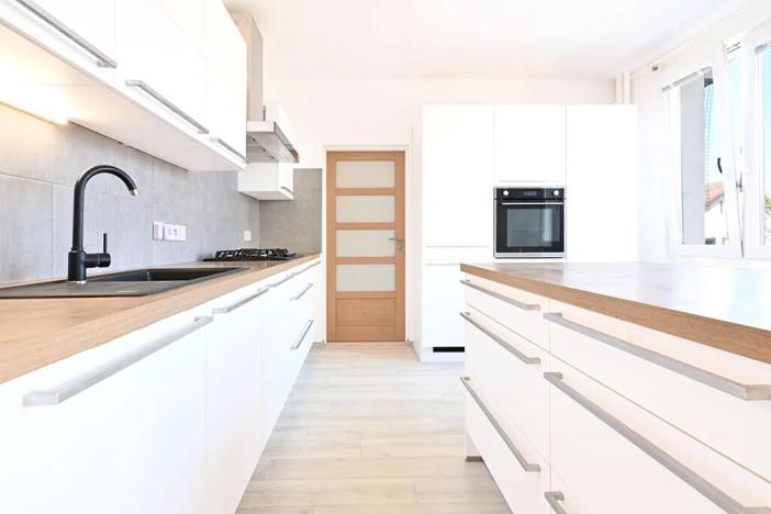 Prodej bytu 3+1, Praha - Strašnice, Tuklatská, 76 m2