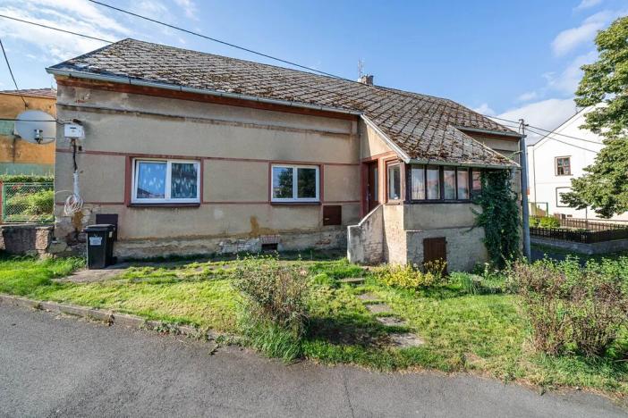 Prodej bytu 3+1, Lišany, Na vrškách, 115 m2