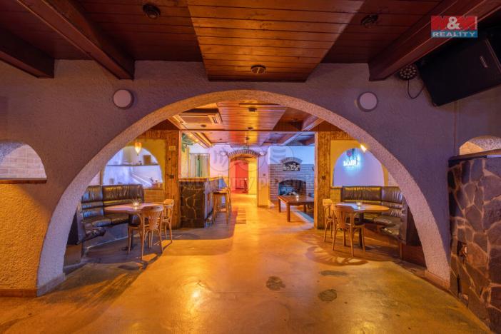 Prodej restaurace, Karlovy Vary, Jaltská, 255 m2