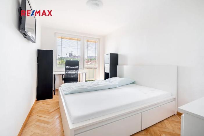 Prodej bytu 4+kk, Praha - Michle, U plynárny, 77 m2