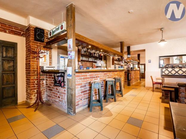 Prodej komerční nemovitosti, Husinec, Komenského, 1500 m2