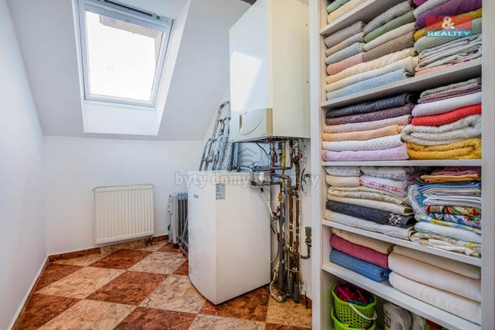 Prodej rodinného domu, Praha - Hostavice, Kamencová, 269 m2