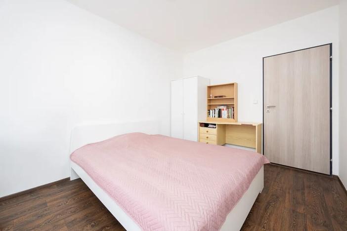 Pronájem bytu 2+kk, Brno, Bratislavská, 45 m2