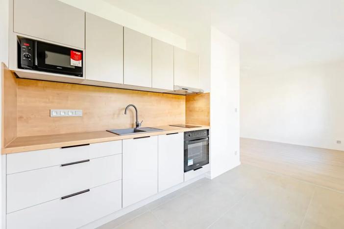 Prodej bytu 2+kk, Vrané nad Vltavou, Nádražní, 57 m2
