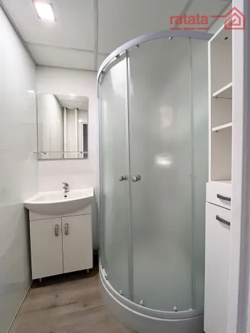 Pronájem bytu 2+1, Kadaň, Budovatelů, 55 m2