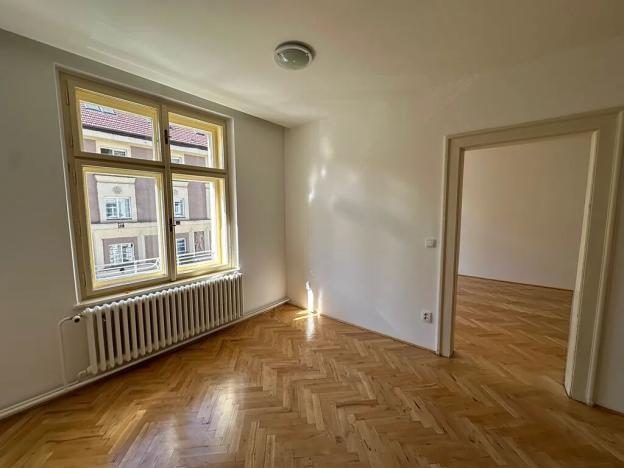 Pronájem bytu 2+1, Hradec Králové, Mánesova, 67 m2