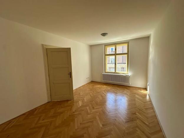 Pronájem bytu 2+1, Hradec Králové, Mánesova, 67 m2