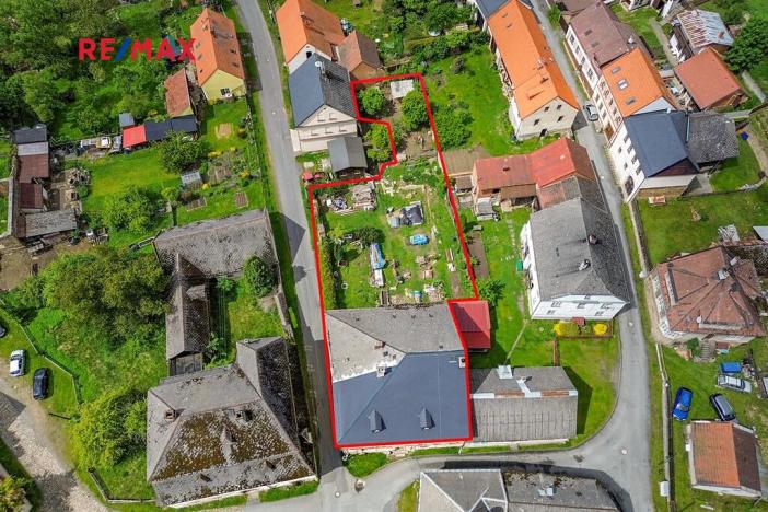 Prodej domu, Úterý, 677 m2