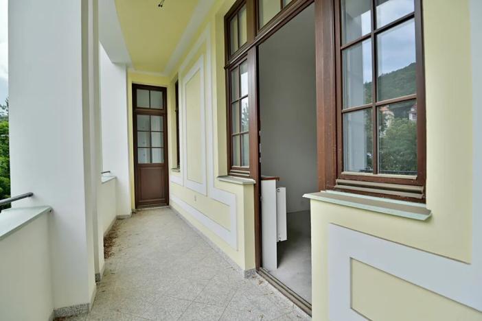 Prodej bytu 4+kk, Karlovy Vary, Zámecký vrch, 144 m2