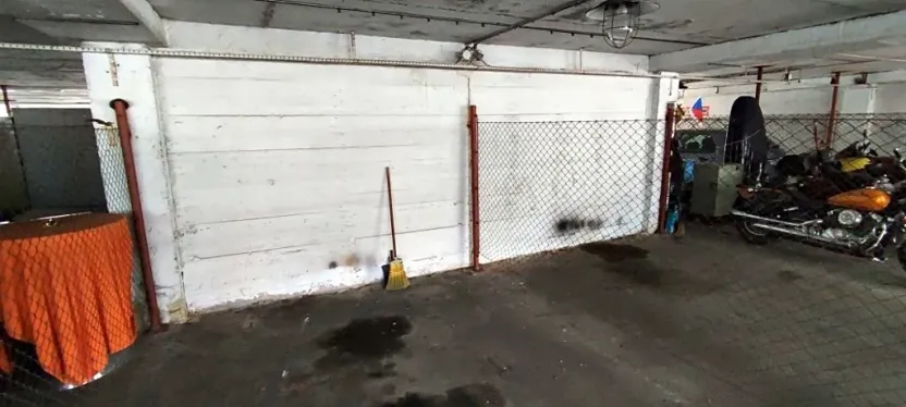 Prodej garážového stání, Praha - Střížkov, Lovosická, 18 m2