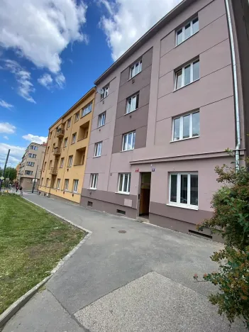 Pronájem bytu 2+1, Praha - Nusle, Na Pankráci, 58 m2