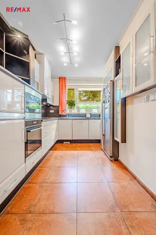 Prodej rodinného domu, Bašť, Mratínská, 199 m2