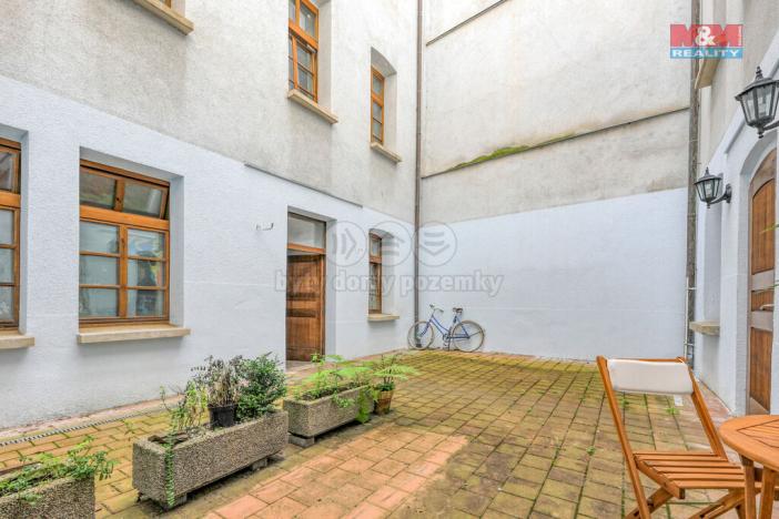 Prodej bytu 1+kk, Plzeň - Vnitřní Město, Veleslavínova, 59 m2