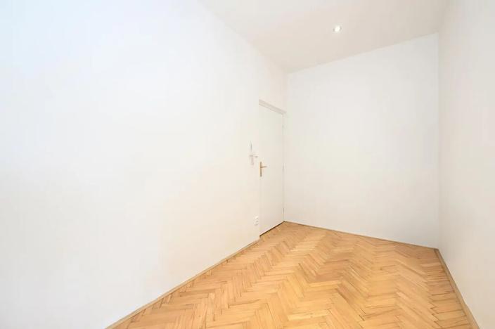 Pronájem bytu 1+kk, Praha - Nusle, Čiklova, 30 m2