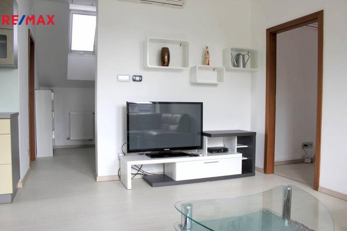 Pronájem bytu 2+kk, Ostrava - Mariánské Hory, Josefa Šavla, 63 m2