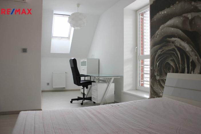 Pronájem bytu 2+kk, Ostrava - Mariánské Hory, Josefa Šavla, 63 m2