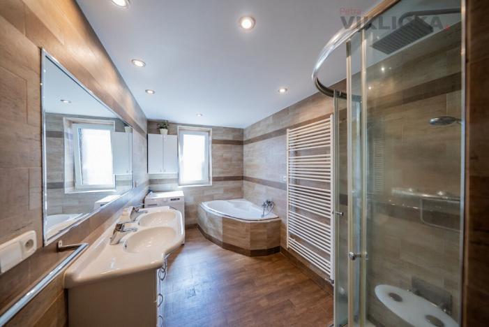 Prodej rodinného domu, Praha - Modřany, K Lahovičkám, 150 m2