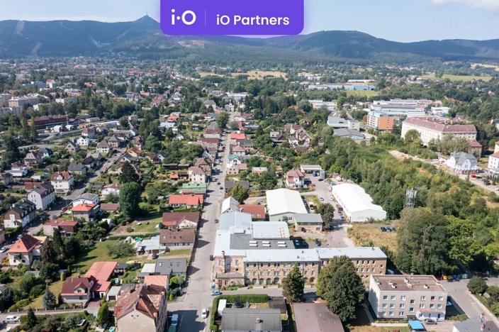 Pronájem výrobních prostor, Liberec, Volgogradská, 1500 m2