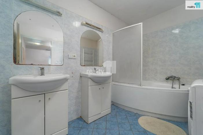 Prodej činžovního domu, Zlín, Růžová, 600 m2