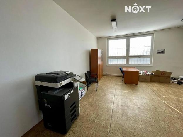 Pronájem kanceláře, Tábor, Skálova, 700 m2