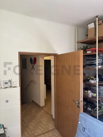 Pronájem obchodního prostoru, Skuteč, Palackého náměstí, 111 m2