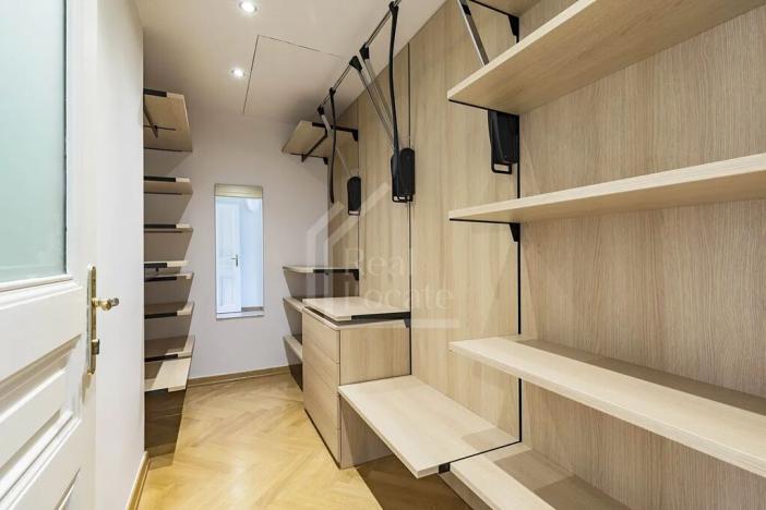 Pronájem bytu 5+1, Praha - Malá Strana, Újezd, 286 m2