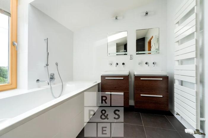 Prodej bytu 4+kk, Průhonice, Uhříněveská, 134 m2