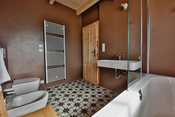 Prodej rodinného domu, Lužany, 425 m2