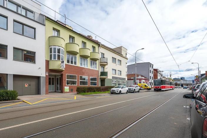 Pronájem obchodního prostoru, Brno, Horova, 132 m2